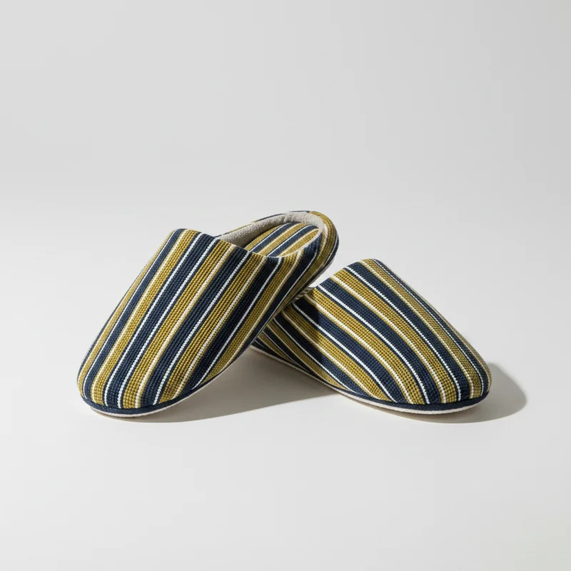 Antislip pantoffels voor heren: comfort en stijl voor elk huis.