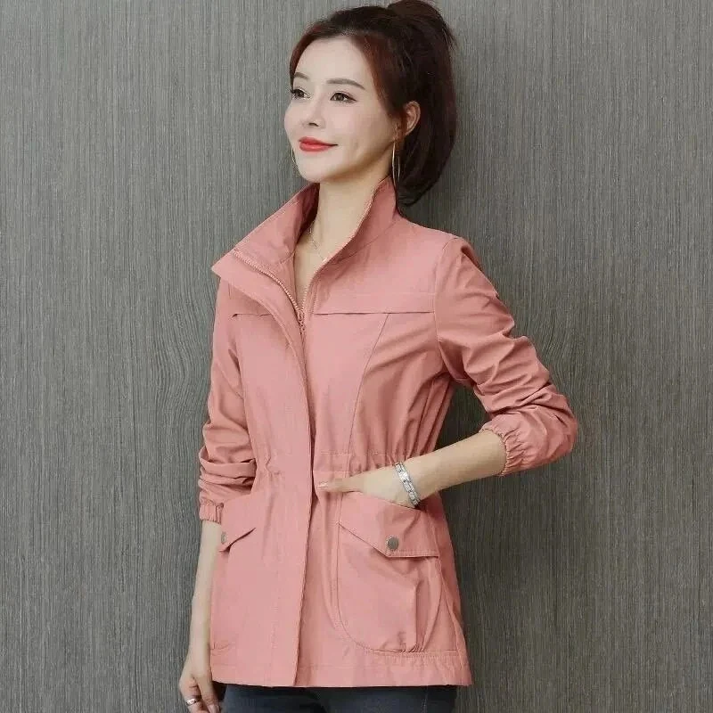 Emma Trenchcoat | Effen Damesjas met Passen en Stijl